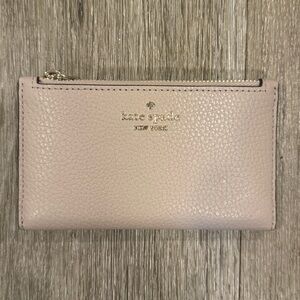 Kate Spade Jackson Small Bifold Pebbled Leather Wallet in Muted Taupe NWT